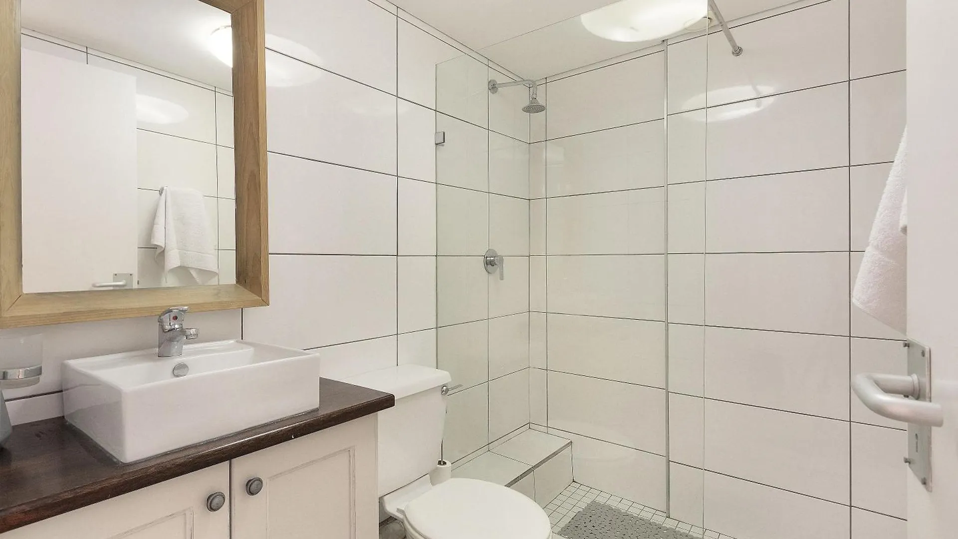 Ocean View B901 Apartment Bloubergstrand 0*,