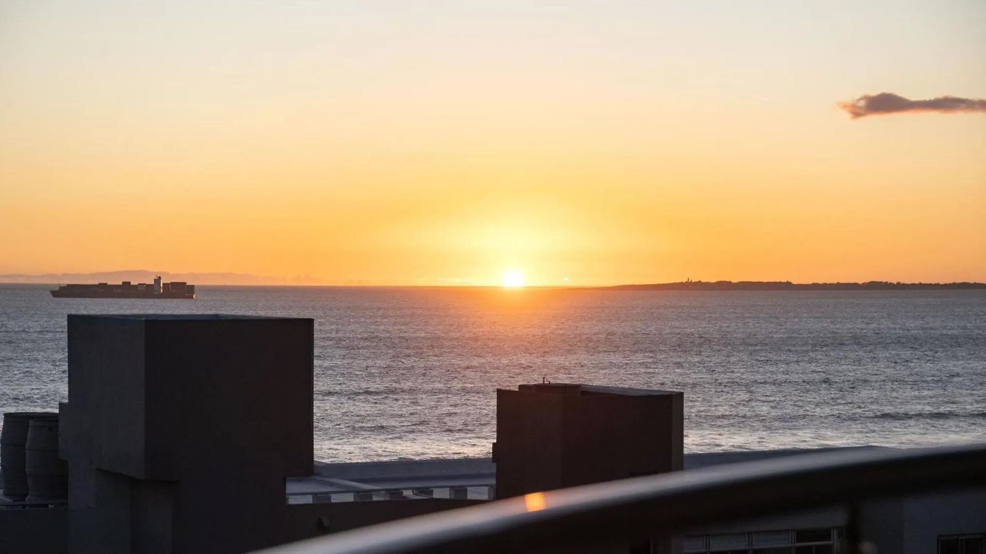 Ocean View B901 Apartment Bloubergstrand