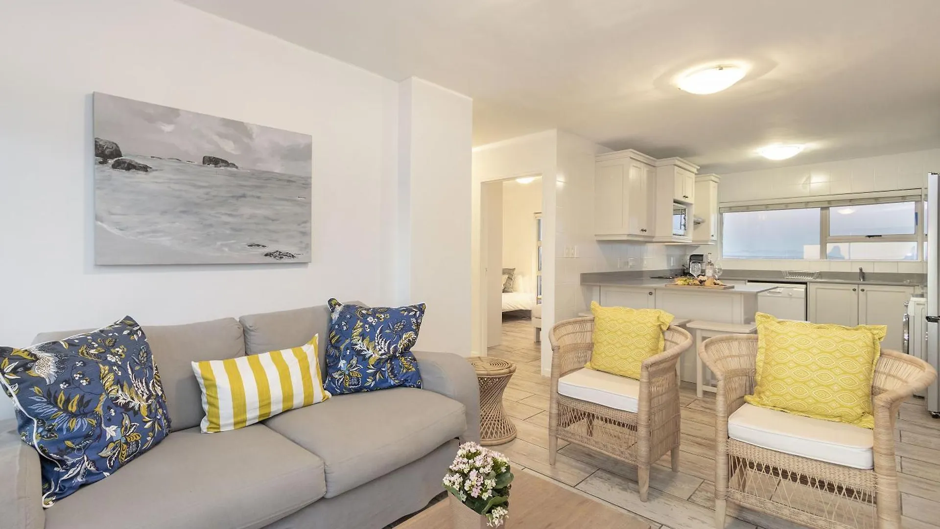 Ocean View B901 Apartment Bloubergstrand 0*,